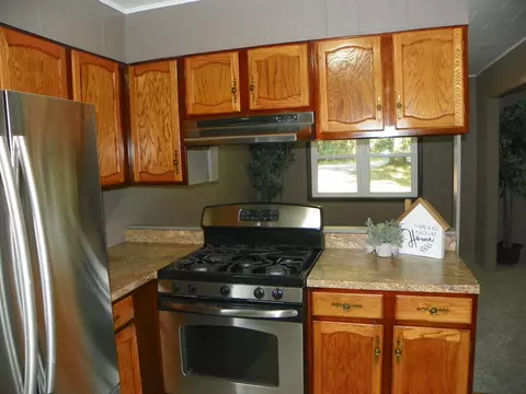 Kitchen - 375 Westlawn, Harrison, MI 48625 photo 2 of 3