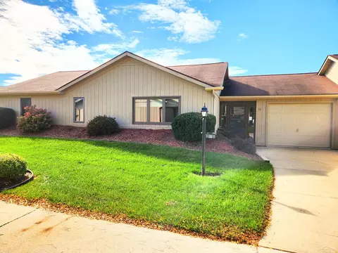 16 Commons W, Saginaw, MI 48603