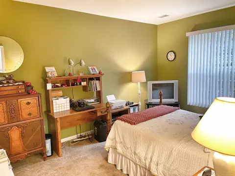 Bedroom - 46142 Rhodes, Macomb, MI 48044 photo 2 of 3