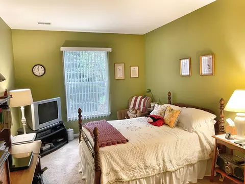 Bedroom - 46142 Rhodes, Macomb, MI 48044 photo 3 of 3