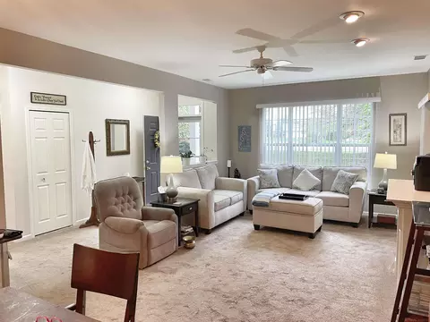 Living - 46142 Rhodes, Macomb, MI 48044 photo 2 of 3