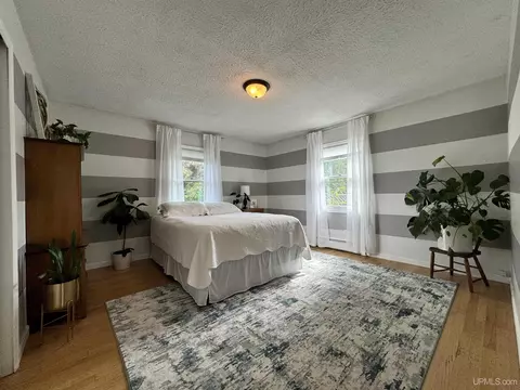 Bedroom - 1012 Blankenhorn, L'anse, MI 49946 photo 5 of 11