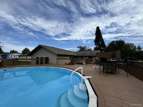 Exterior - 1012 Blankenhorn, L'anse, MI 49946 photo 9 of 18