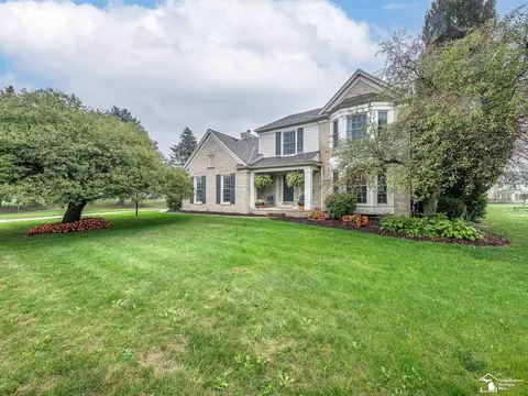 767 Carrington, Monroe, MI 48161