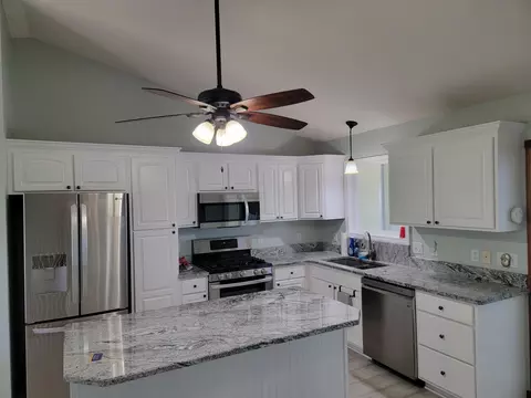 Kitchen - 1850 W King, Owosso, MI 48867 photo 1 of 3