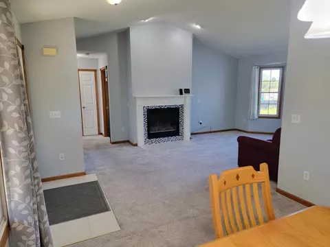 Living - 1850 W King, Owosso, MI 48867 photo 2 of 2