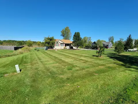 Exterior - 1850 W King, Owosso, MI 48867 photo 2 of 8