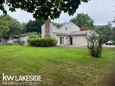 3308 Spring Mdws, Rochester, MI 48306 photo 4