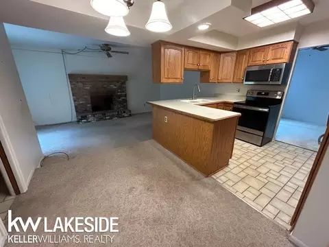 3308 Spring Mdws, Rochester, MI 48306 photo 9
