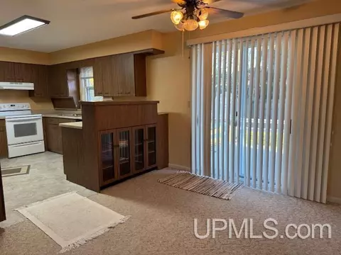 1632 18th Ave S, Escanaba, MI 49829 photo 9
