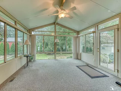 Exterior - 1046 Eagle, Temperance, MI 48182 photo 2 of 9