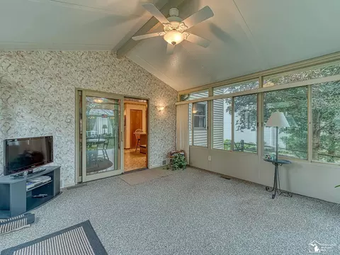 Exterior - 1046 Eagle, Temperance, MI 48182 photo 3 of 9