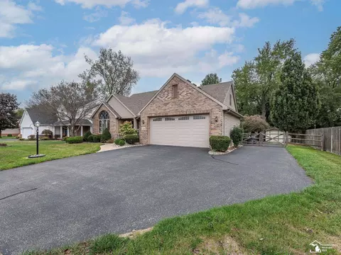 Exterior - 1046 Eagle, Temperance, MI 48182 photo 4 of 9