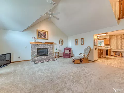 Living - 1046 Eagle, Temperance, MI 48182 photo 1 of 3