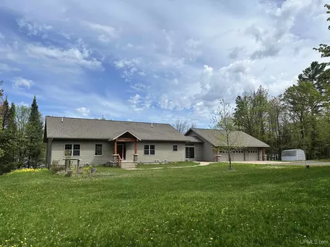 23 Chipman, Ishpeming, MI 49849