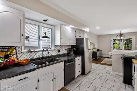 1817 Vine, Saint Clair, MI 48079 photo 13