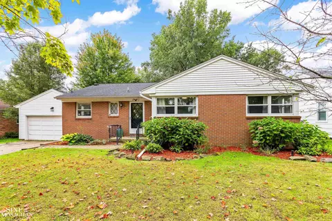 1817 Vine, Saint Clair, MI 48079