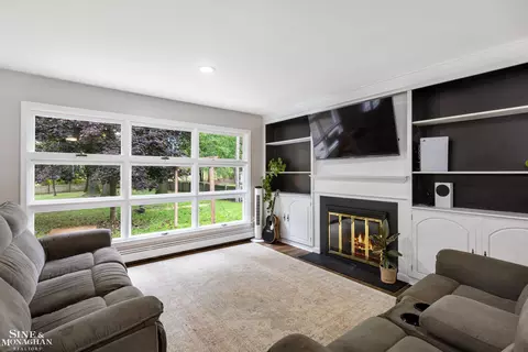 1817 Vine, Saint Clair, MI 48079 photo 4