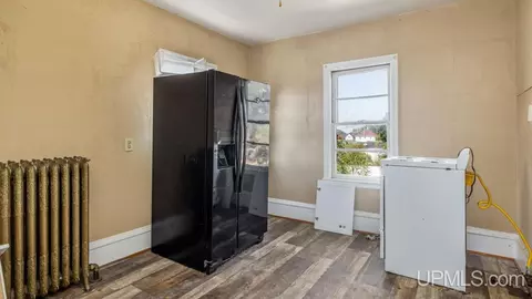 602 S 8th, Escanaba, MI 49829 photo 23