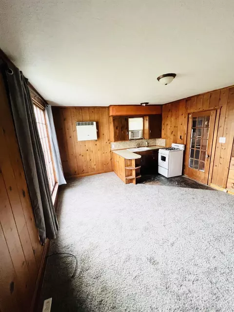 602 S 8th, Escanaba, MI 49829 photo 31