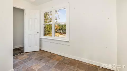 602 S 8th, Escanaba, MI 49829 photo 20