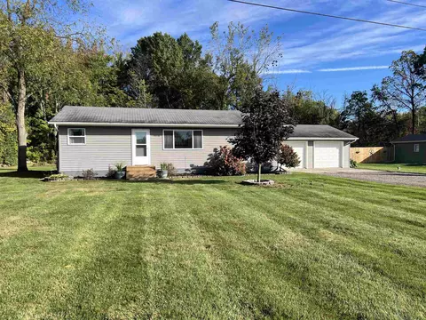 10216 Riverside, Montrose, MI 48457