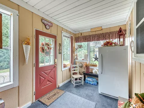 Exterior - 4131 W Samaria, Temperance, MI 48182 photo 2 of 13