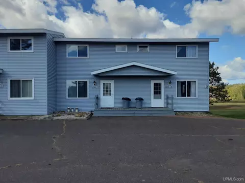 1000 Larue Ct D-7, Hurley, WI 54534