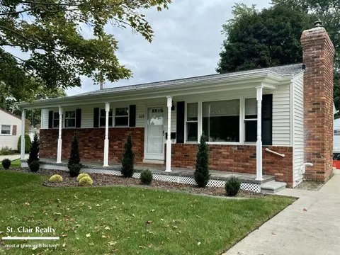 1109 S Fifteenth, Saint Clair, MI 48079 photo 2