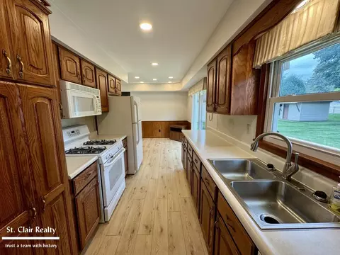 1109 S Fifteenth, Saint Clair, MI 48079 photo 8
