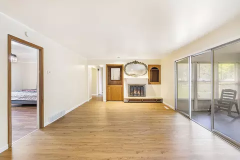 Living - 3264 Skander, Flint, MI 48504 photo 2 of 2