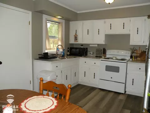 762 Richardson, Owosso, MI 48867 photo 4