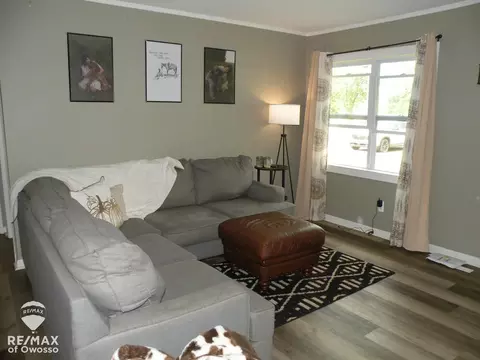 762 Richardson, Owosso, MI 48867 photo 3