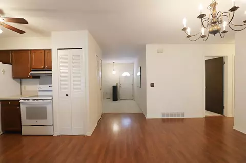 Entry Way - 5492 River Rdg, Flushing, MI 48433 photo 1 of 1