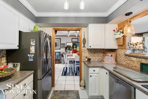 102 Kenyon, Algonac, MI 48001 photo 13