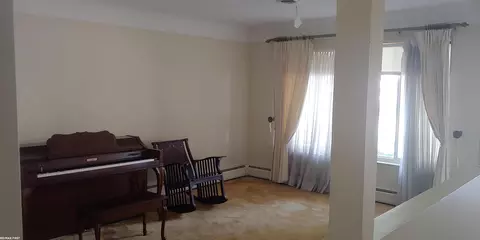 Living - 29446 Runey, Warren, MI 48092 photo 2 of 4