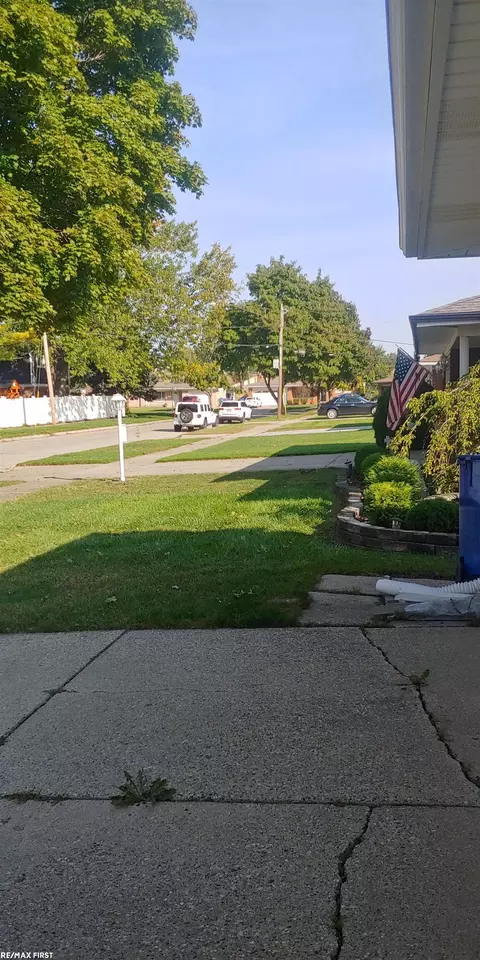 Other - 29446 Runey, Warren, MI 48092 photo 3 of 30