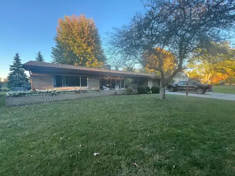 1607 Borton, Essexville, MI 48732