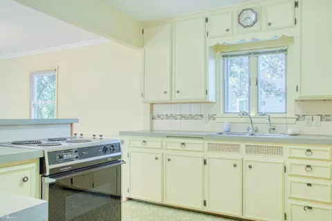 513 Dean, Owosso, MI 48867 photo 2