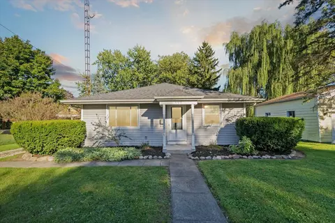 408 Mackinaw, Durand, MI 48429