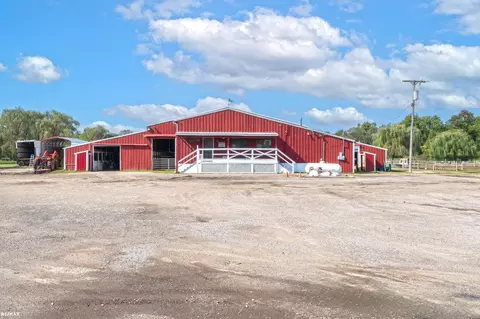 56295 Card, Macomb, MI 48042 photo 9