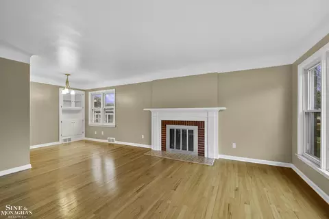 22445 Outer, Dearborn, MI 48124 photo 3