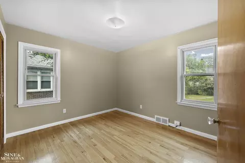 22445 Outer, Dearborn, MI 48124 photo 12