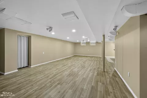 22445 Outer, Dearborn, MI 48124 photo 16