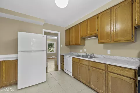 22445 Outer, Dearborn, MI 48124 photo 8