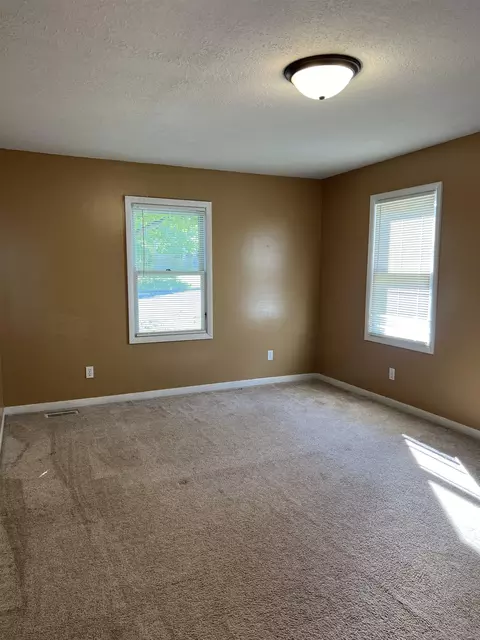 Bedroom - 314 W State, Clare, MI 48617 photo 1 of 2