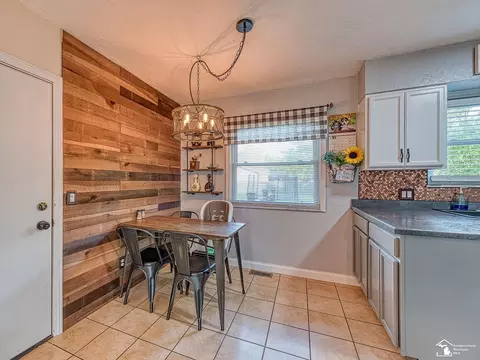 734 W Dean, Temperance, MI 48182 photo 6