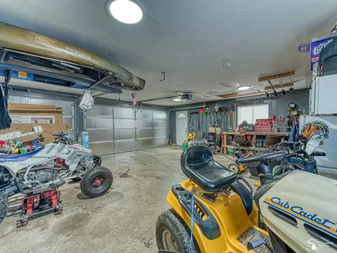 734 W Dean, Temperance, MI 48182 photo 21