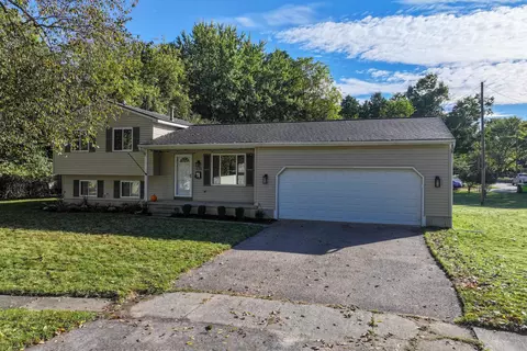 804 N Oak, Fenton, MI 48430