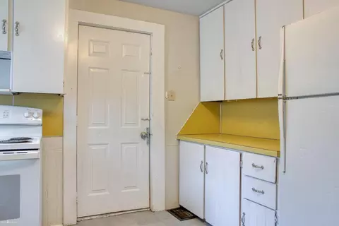 321 E Mason, Owosso, MI 48867 photo 4